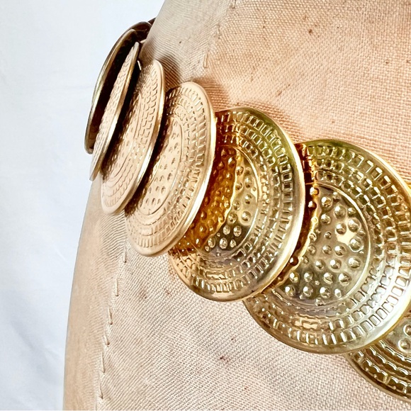 VINTAGE gold‎ coin medallion stretchy belt metallic metal adjustable bling glam - Picture 6 of 11